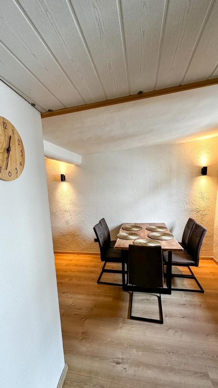 Appartamento Knabbueuess Dernau Esterno foto